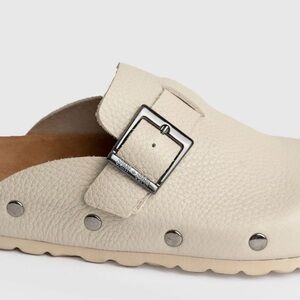 Saint + Sofia Cream Slip-On Clogs w/ Buckle + Studs Size 7